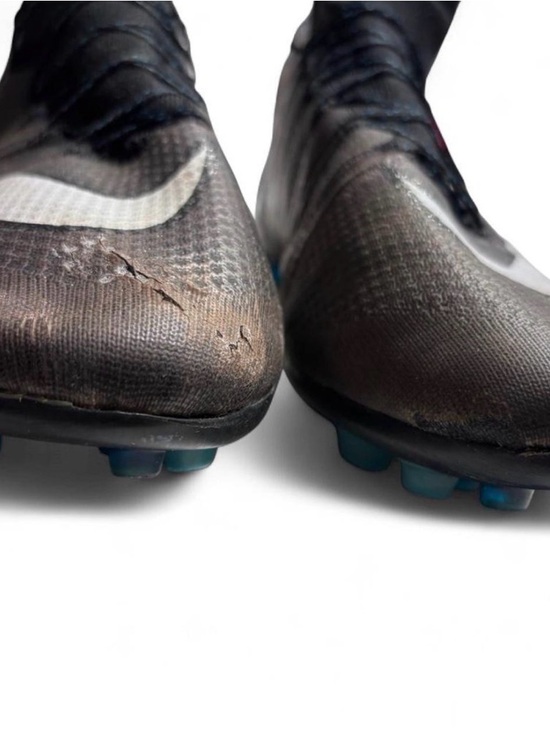 Nike Mercurial Superfly IV CR7 FG Size 11 641858 670 Carbon Black Gala Glimmer - Picture 6 of 8